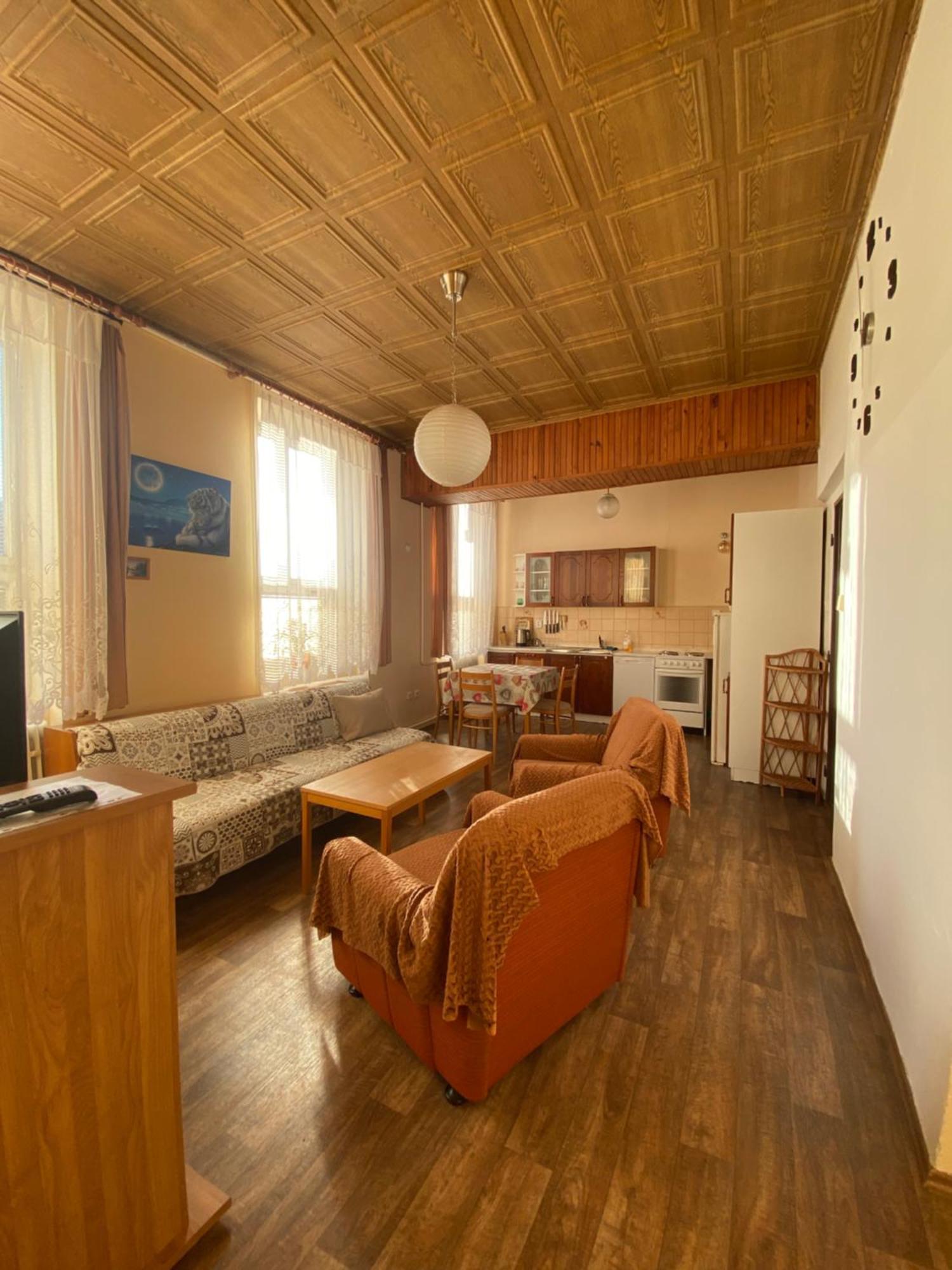 Apartman Na Bohdasine Červený Kostelec Eksteriør billede