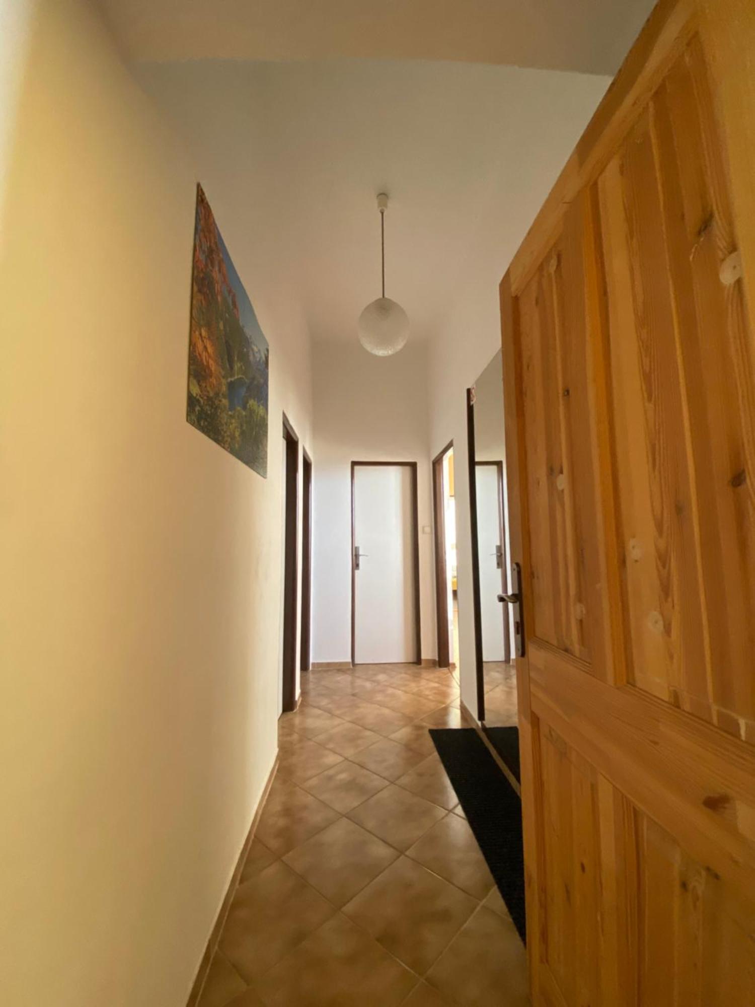 Apartman Na Bohdasine Červený Kostelec Eksteriør billede